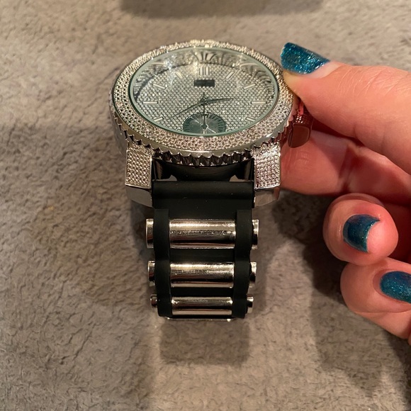 Silver black bling classic classy watch - Picture 4 of 6